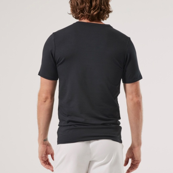 Calvin Klein Men Underwear T-Shirt V-Neck 2 Pack Cotton Stretch Black NB1179001 - Picture 4 of 11